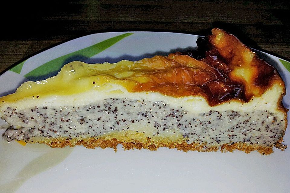 Mohnkuchen mit Schmand und Vanillepudding