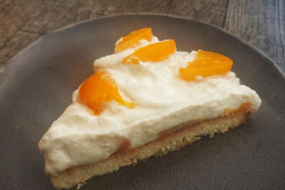 Pfirsich - Joghurt Torte mit Vanillehauch