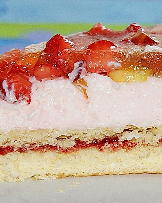Erdbeer - Nektarinen - Torte