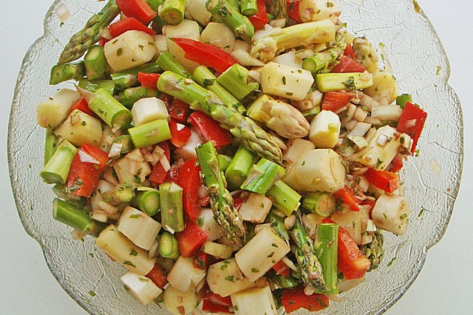 Spargelsalat Tricolore