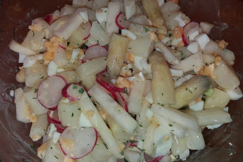 Spargelsalat Tricolore