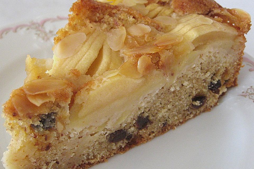 Apfelkuchen mit Calvados und Rum - Rosinen