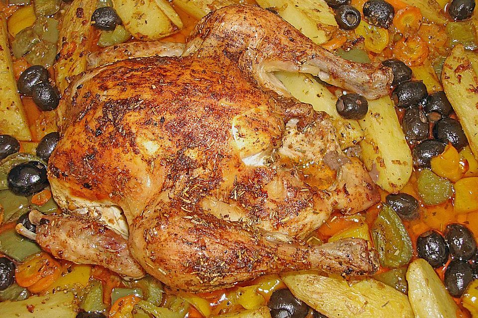 Huhn aus dem Ofen mit Oliven und Gemüse