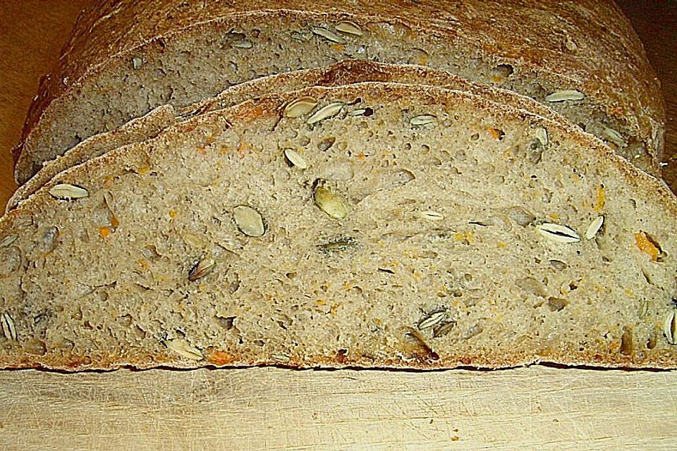 Kürbiskern - Karottenbrot