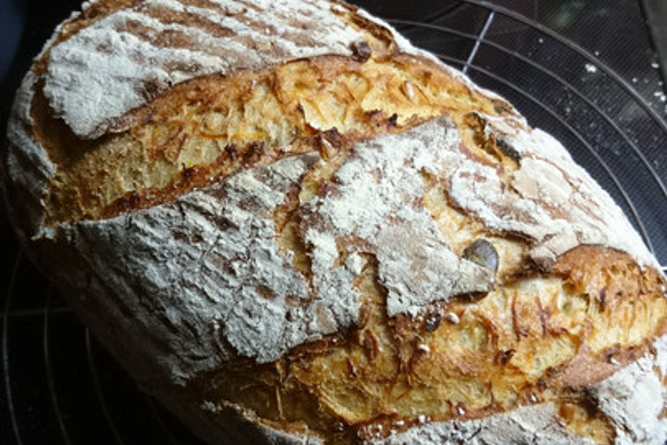 Kürbiskern - Karottenbrot