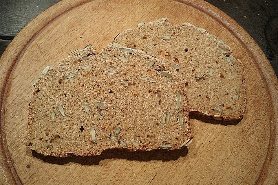 Kürbiskern - Karottenbrot