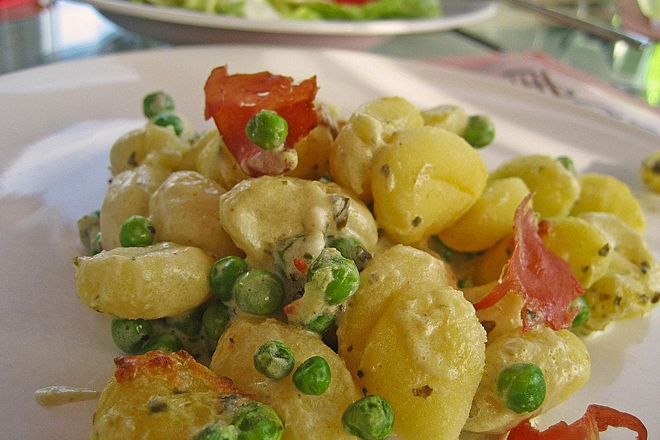 Gnocchi in Pestosoße