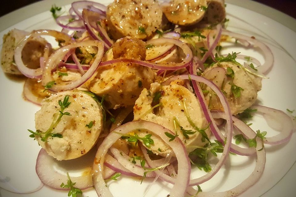 Bayerischer Weißwurst - Salat