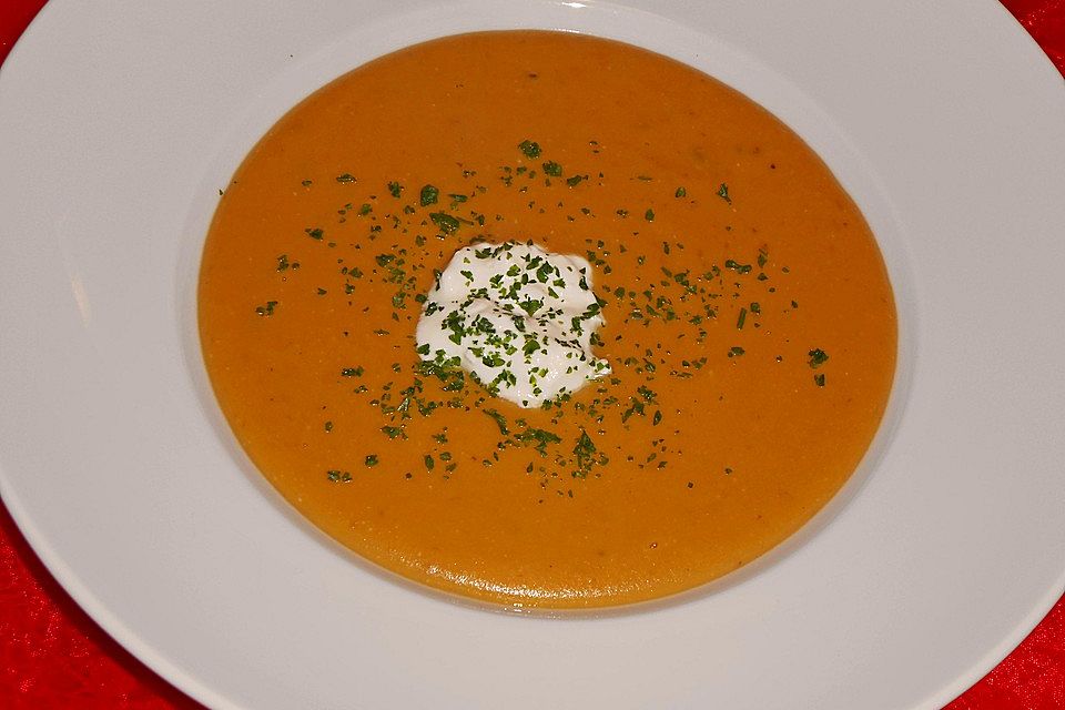 Ägyptische rote Linsensuppe