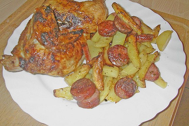 Knuspriges Knoblauch - Hähnchen auf Kräuter - Zitronen - Cabanossi ...