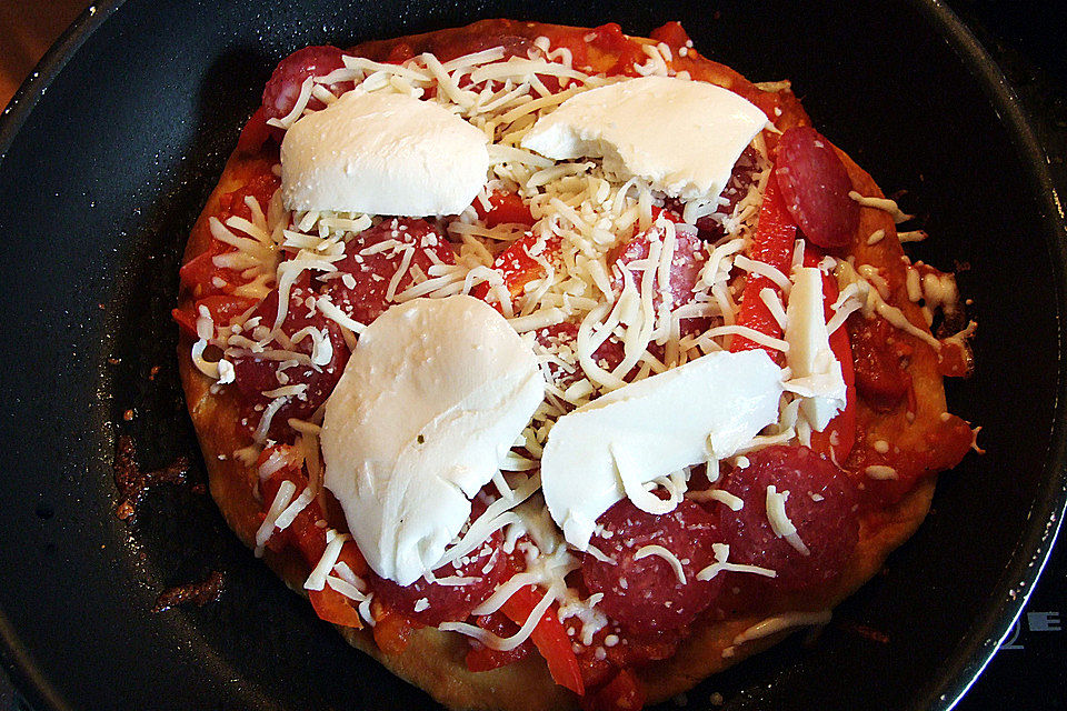 Pfannen-Pizza