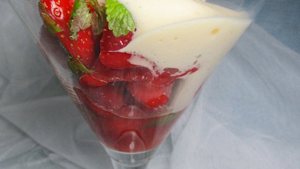 Erdbeeren mit Zabaione von Corela1 Erdbeeren mit Zabaione von Corela1