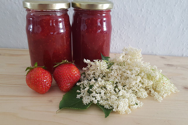 Erdbeermarmelade Mit Holunderblüten Von Kimble| Chefkoch