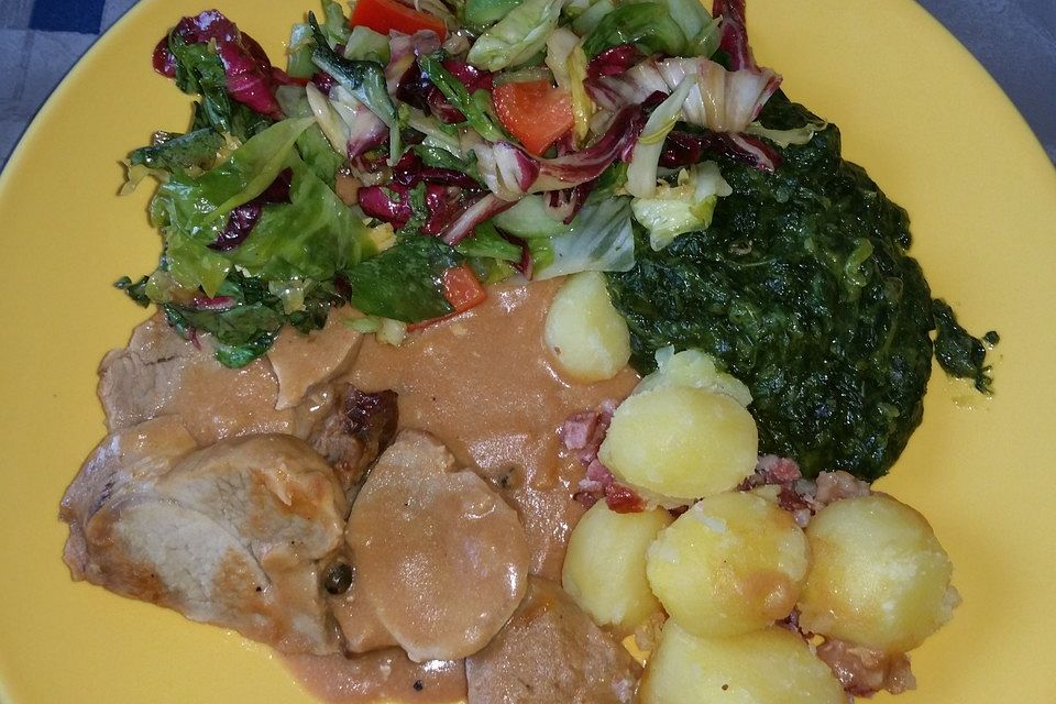 Schweinelende in saurer Sahne - Sauce