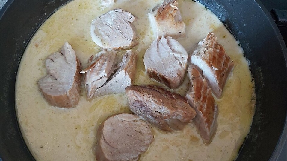 Schweinelende in saurer Sahne - Sauce von Kuschel1980 Schweinelende in saurer Sahne - Sauce von Kuschel1980