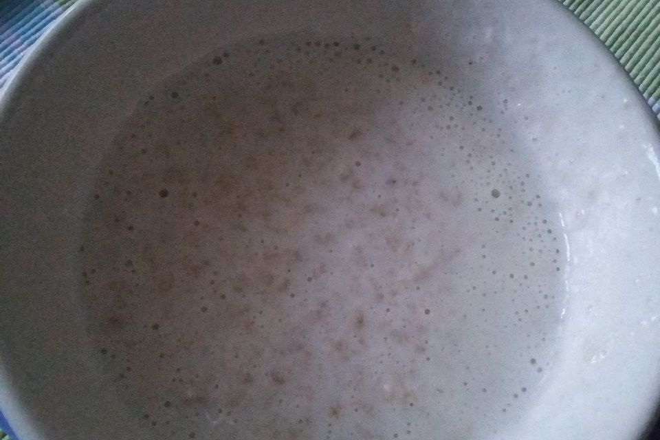 Milchsuppe mit Haferflocken