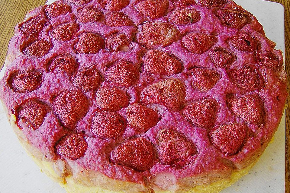 Kokoscreme Kuchen V   ( Erdbeeren )