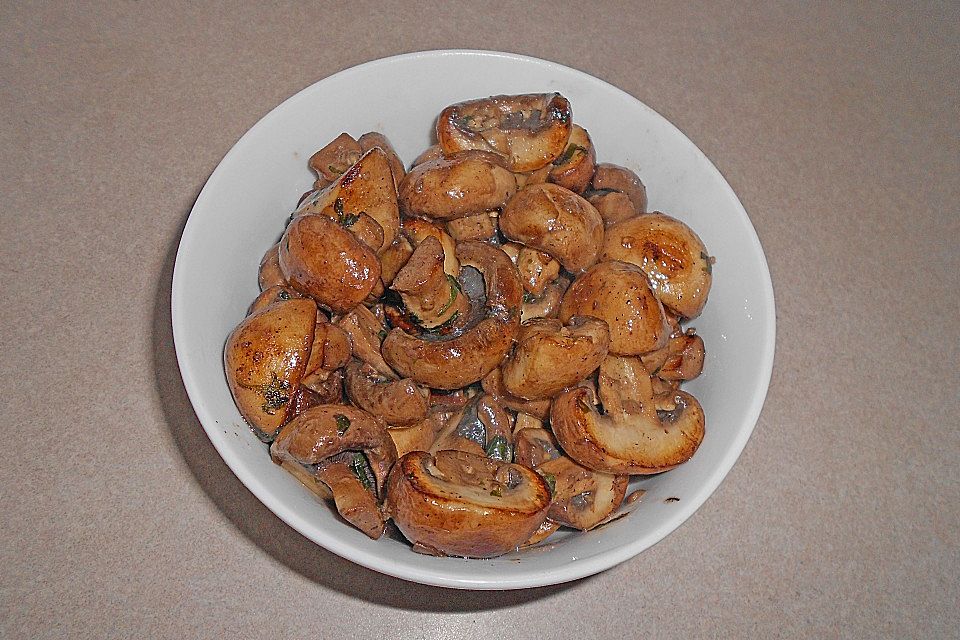 Eingelegte Champignons