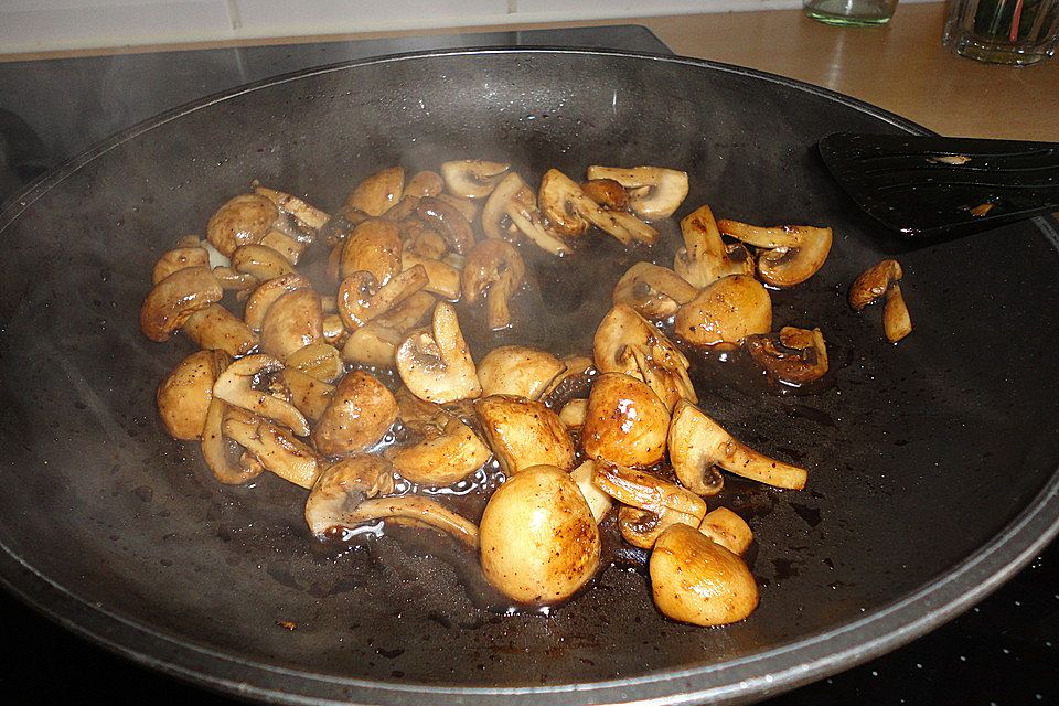 Eingelegte Champignons