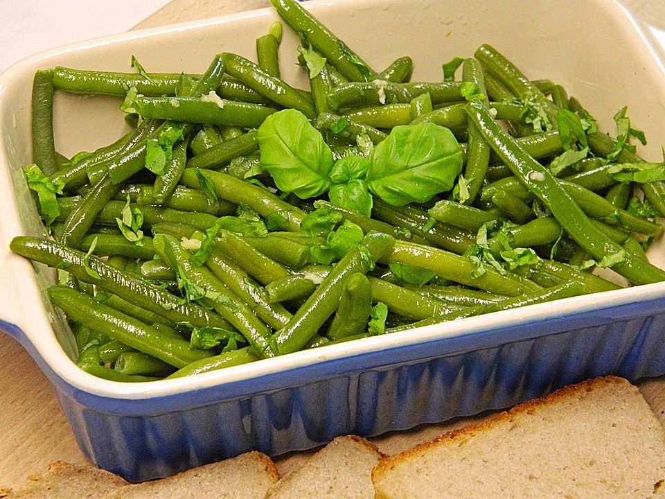 Grüner Bohnensalat mit Basilikum von Koelkast| Chefkoch