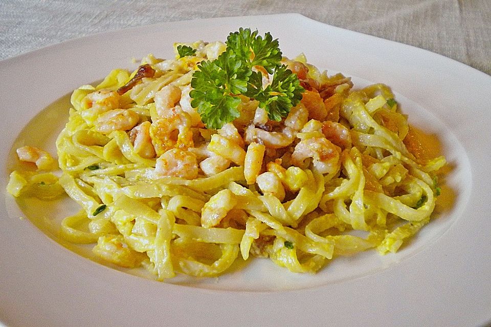 Spaghetti mit Curry - Shrimps - Sahne