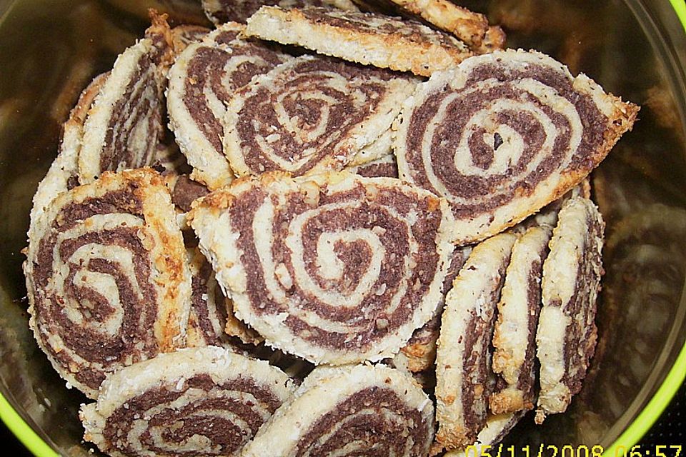 Haselnuss - Schoko - Schnecken Haselnuss - Schoko - Schnecken