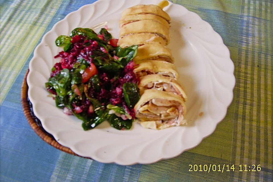 Schneckes Crepes mit Räucherlachsfüllung