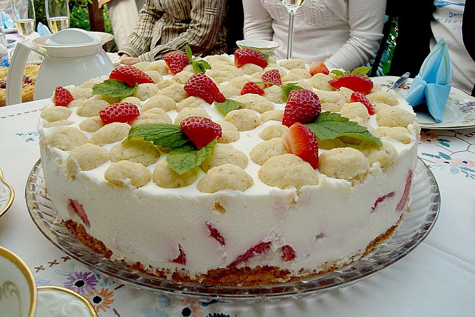 Quark - Erdbeer - Torte