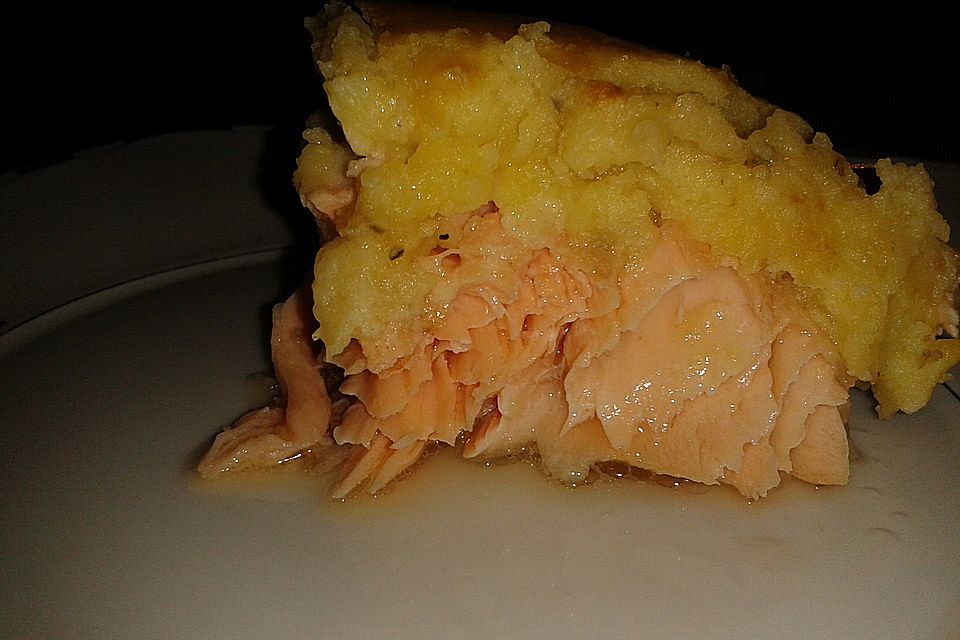 Lachs unter der Kartoffelkruste