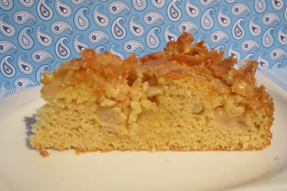 Apfel - Mandel - Kuchen mit Eierlikör