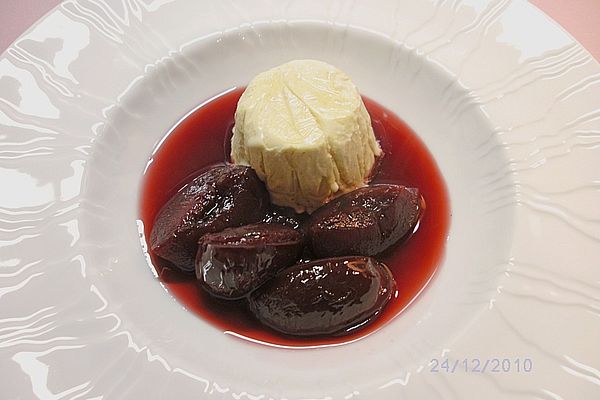Zimtparfait mit heißem Zwetschgenmus von margit60 | Chefkoch