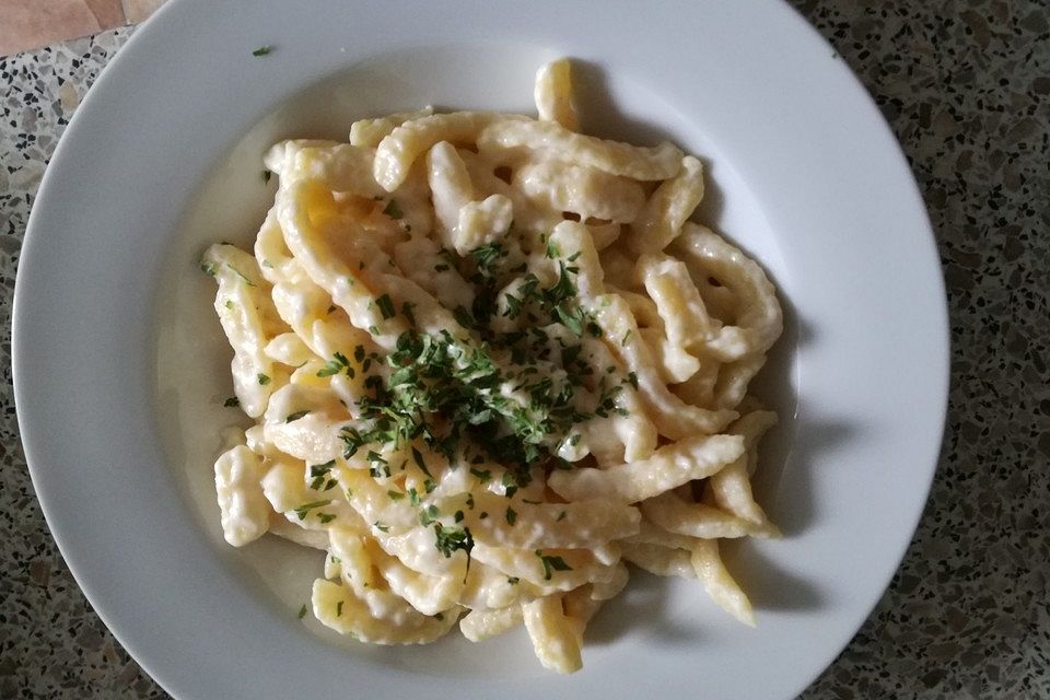 Cremige Käsespätzle