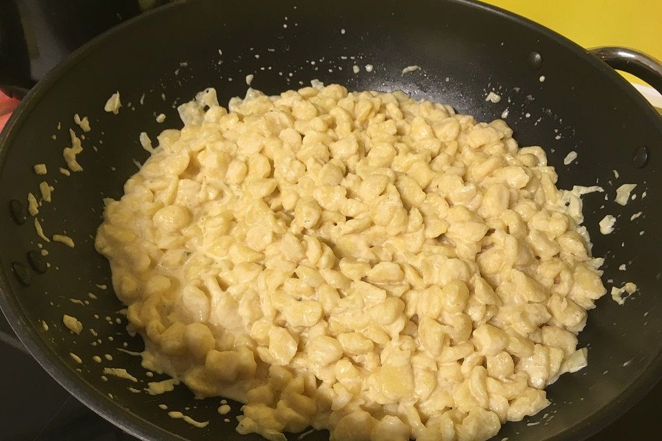 Cremige Käsespätzle