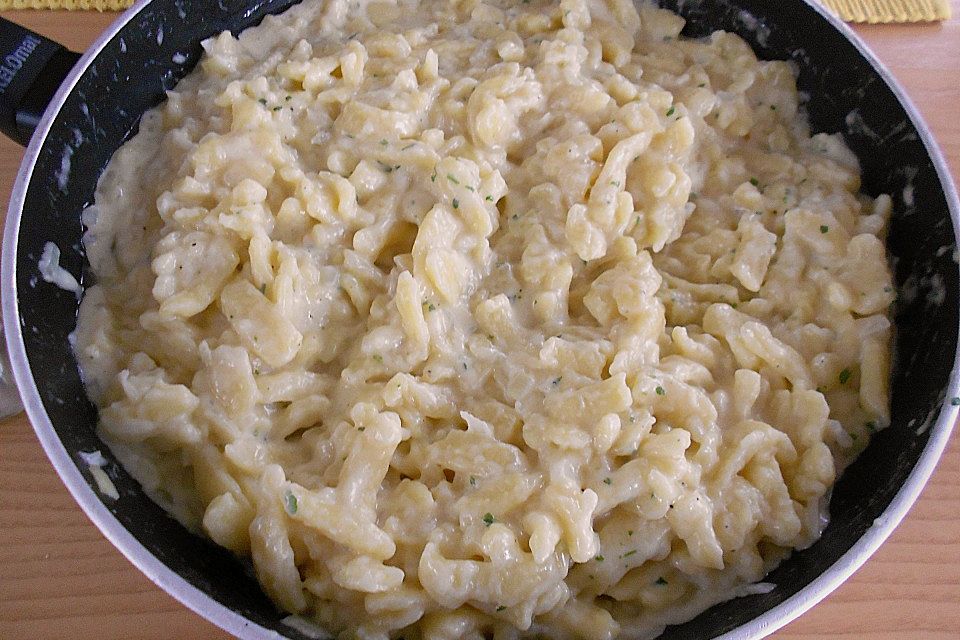 Cremige Käsespätzle