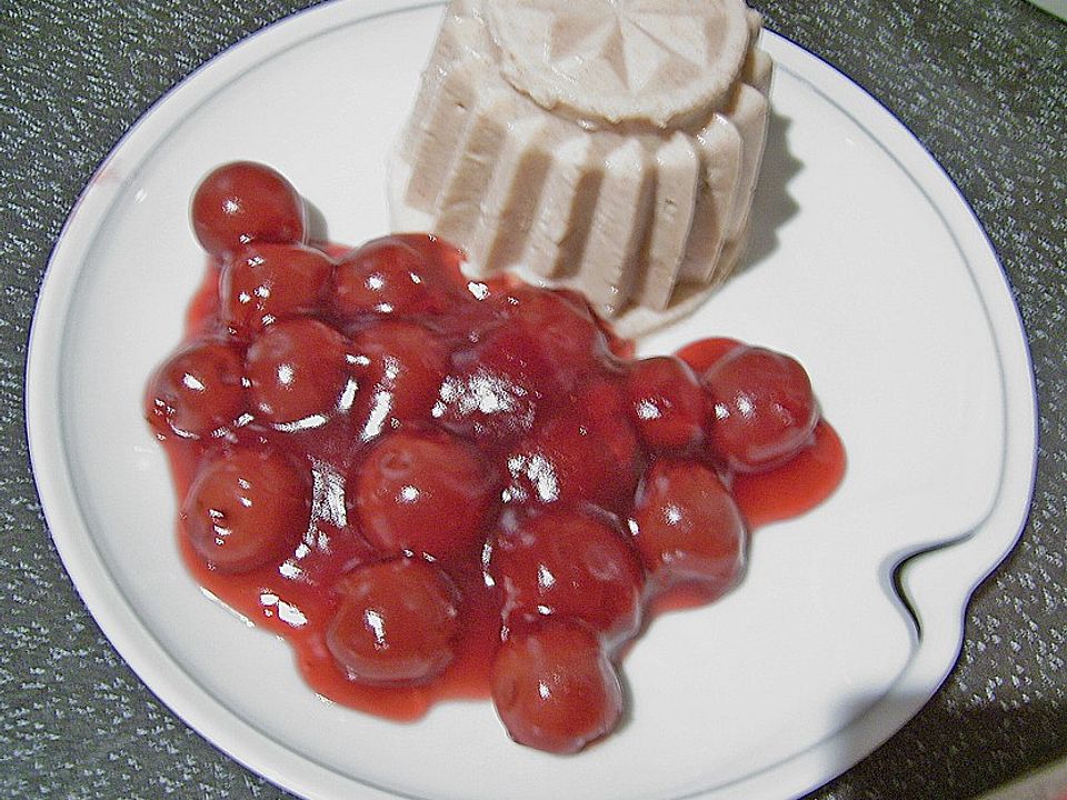 Zimt - Joghurt - Terrine mit Kirschen von moana1974| Chefkoch