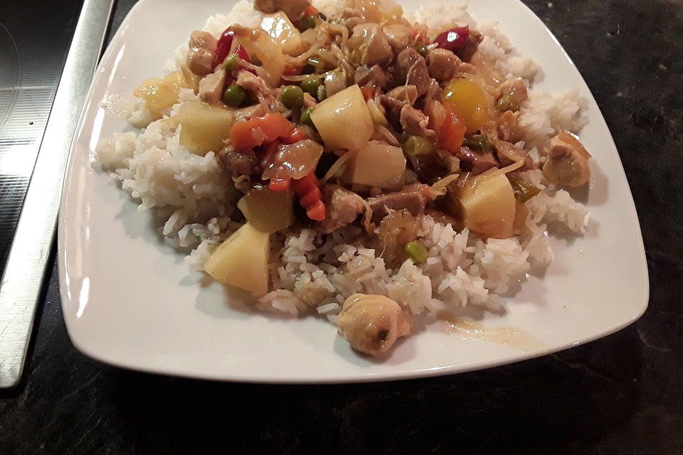 Chinesisches Hähnchen mit Reis