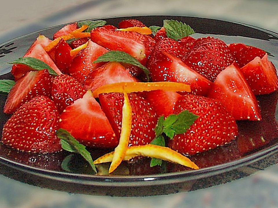 Marinierte Erdbeeren in Balsamessig von Laura132| Chefkoch