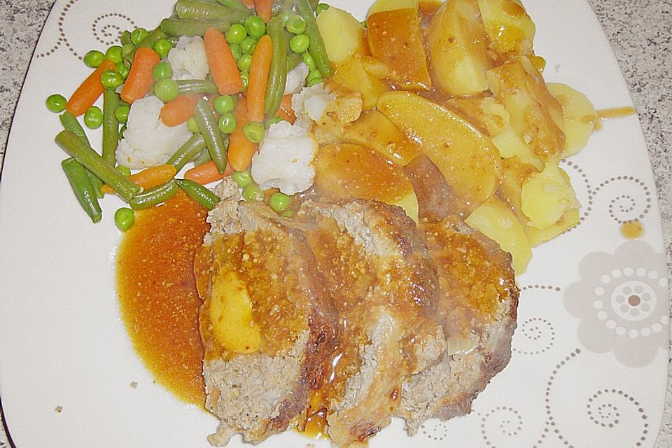 Gefüllter faschierter Braten