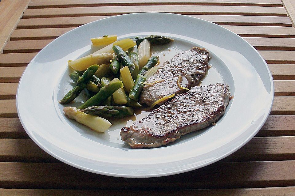 Scaloppine mit Spargel und Limettensauce