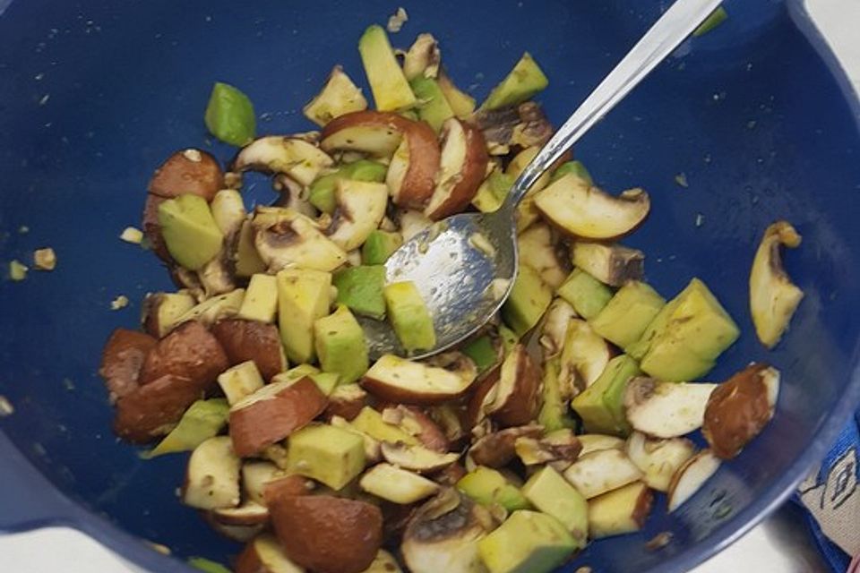 Avocado - Champignon - Salat