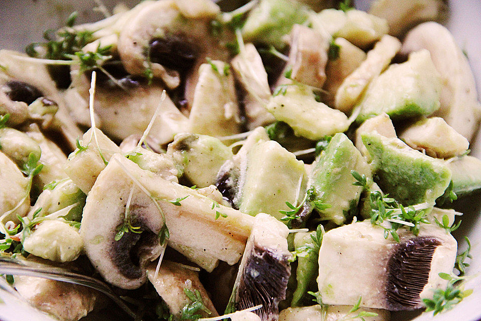 Avocado - Champignon - Salat