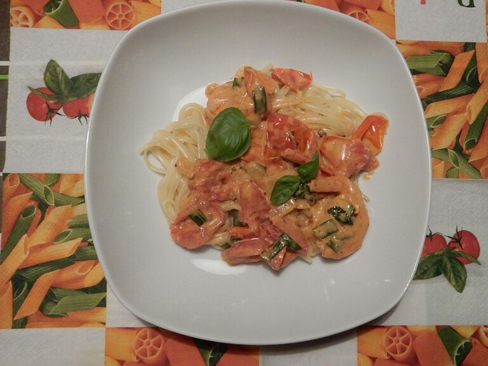 Spaghetti mit Scampi in Paprika - Chili Sauce von Becki_78| Chefkoch