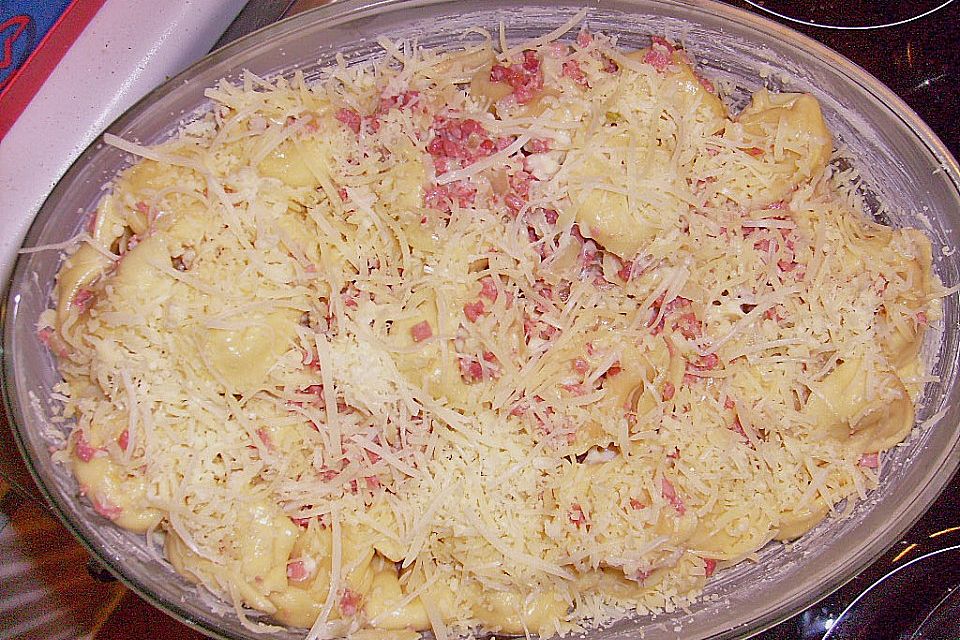 Tortellini aus dem Ofen Tortellini aus dem Ofen