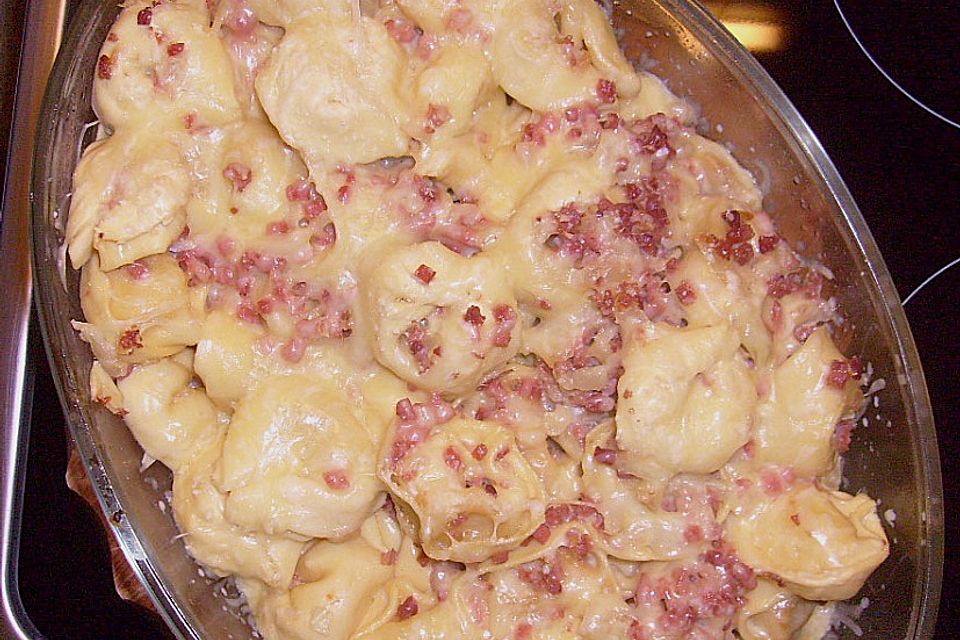 Tortellini aus dem Ofen Tortellini aus dem Ofen