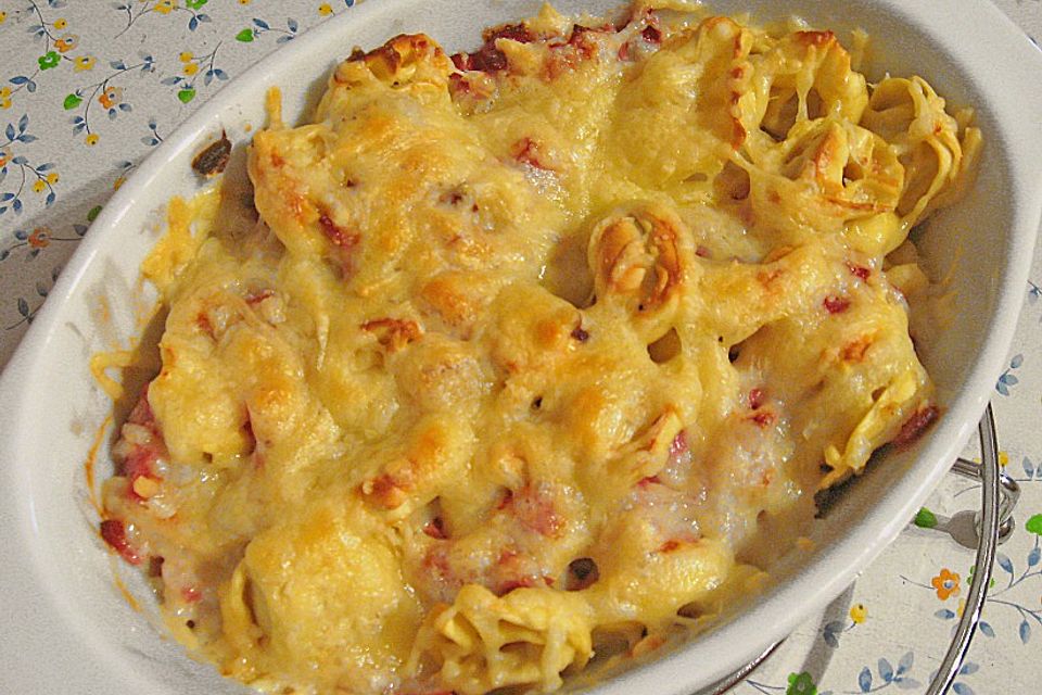 Tortellini aus dem Ofen Tortellini aus dem Ofen