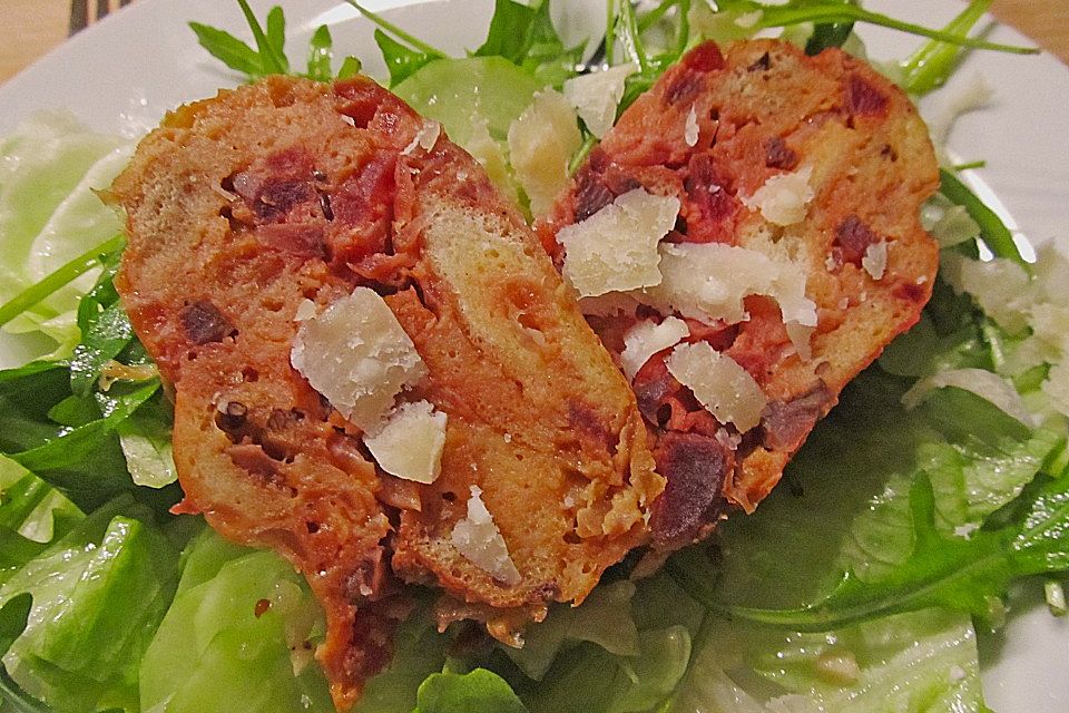 Rote Bete - Knödel mit Parmesan und gebräunter Butter