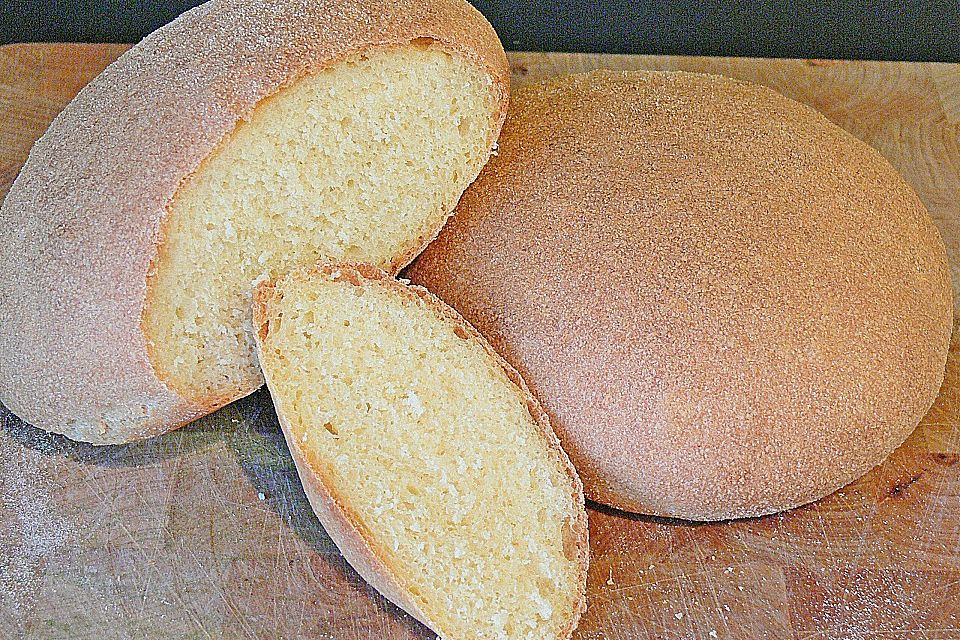 Apulisches Grießbrot