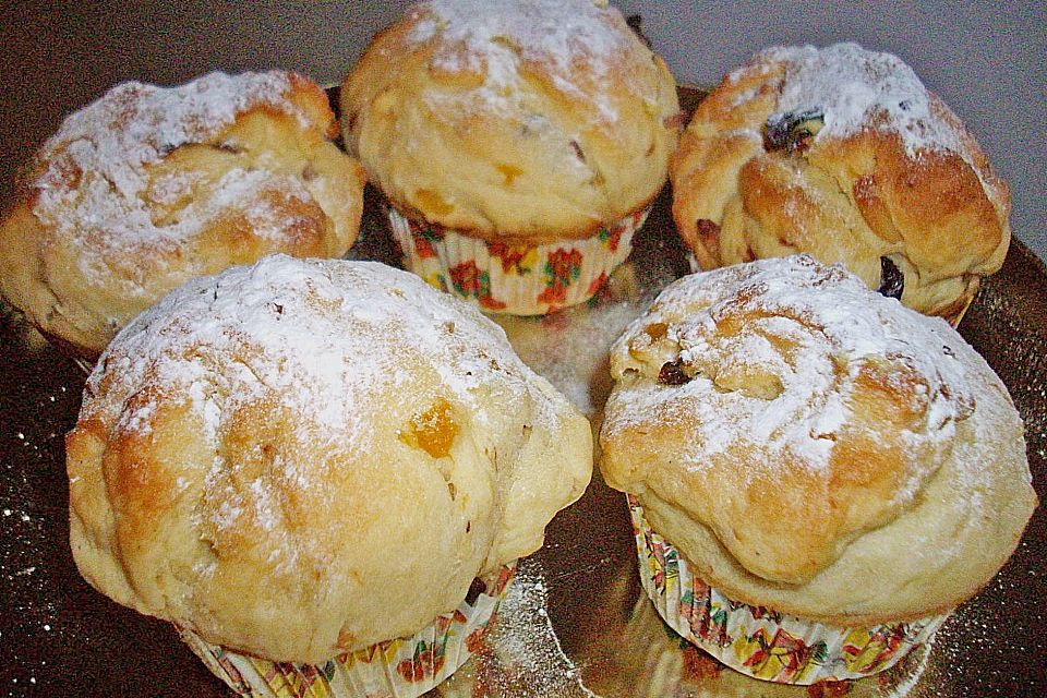 Stollen - Muffins mit Aprikosen