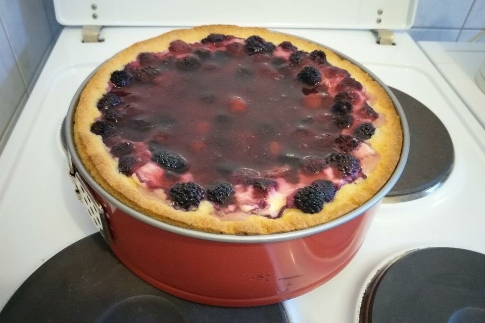 Fruchtiger Beeren - Vanille - Kuchen