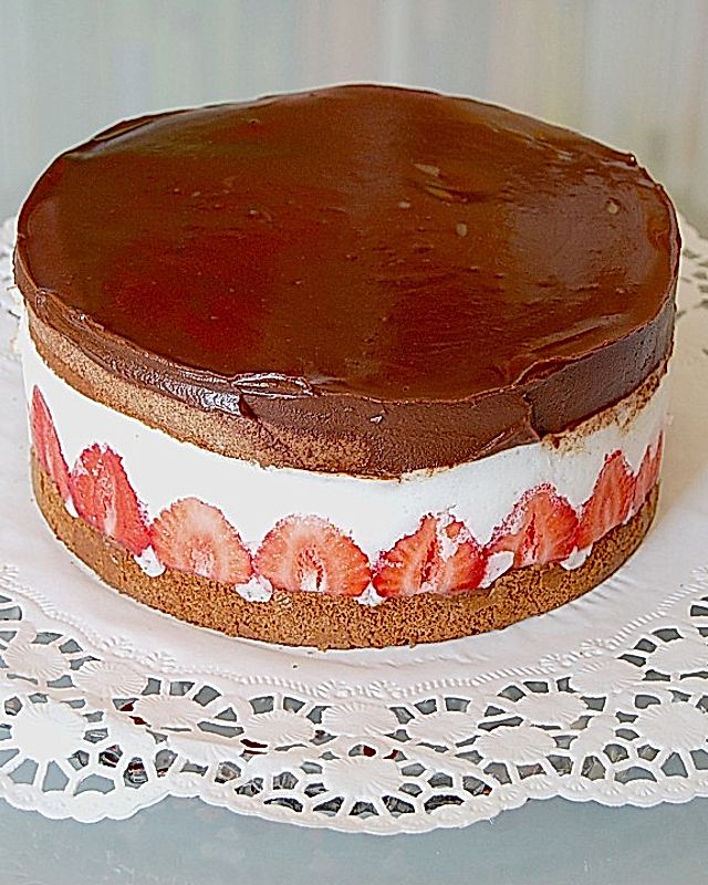 Erdbeer - Kokos - Torte